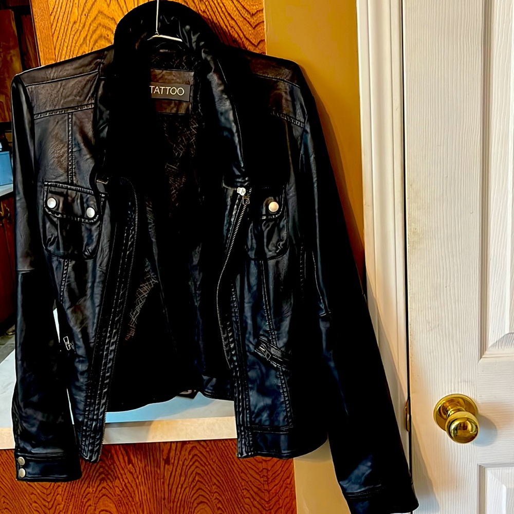 Medium women black jacket